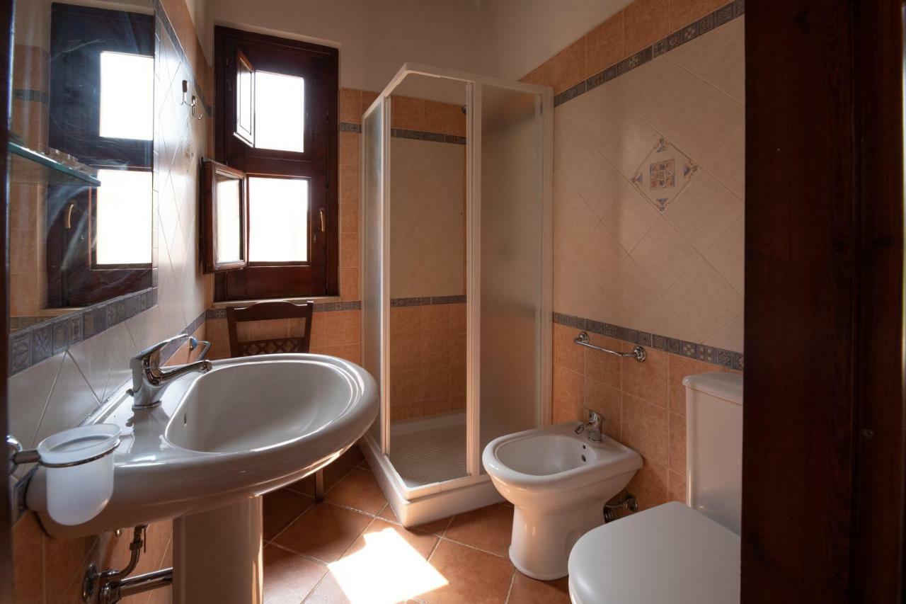Agriturismo Masseria Sant' Elia أرينيلا الغرفة الصورة